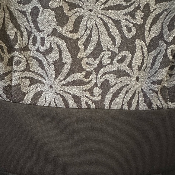 Dress Barn Bodycon Mid Length Dress Size: 12 - Picture 4 of 5